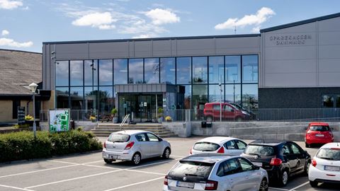 Sparekassen Danmark, Tårs