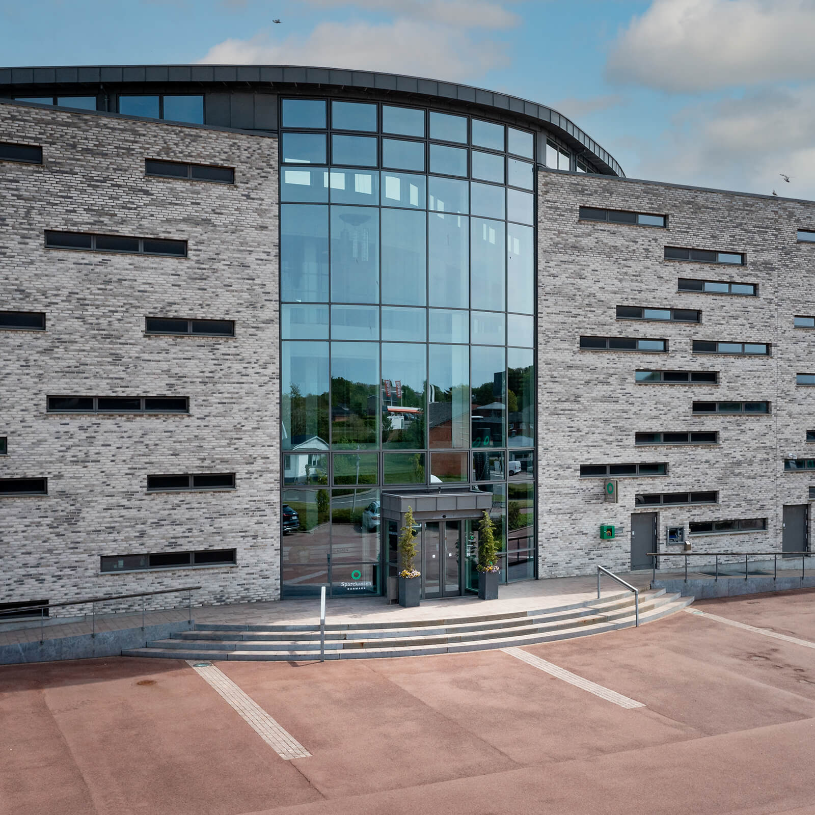 Sparekassen Danmark, Erhvervscenter Aars